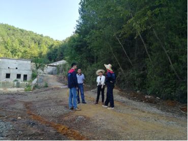 5c1c5d04c56dc.jpg 1.jpg